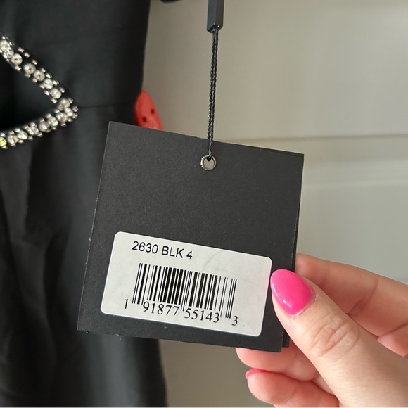 NWT Mac Duggal 2630 Puff Sleeve Cutout Column Gown - Picture 5 of 8